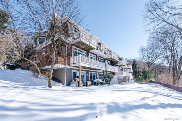 6 Riverpointe Road, Hastings-on-hudson, NY 10706