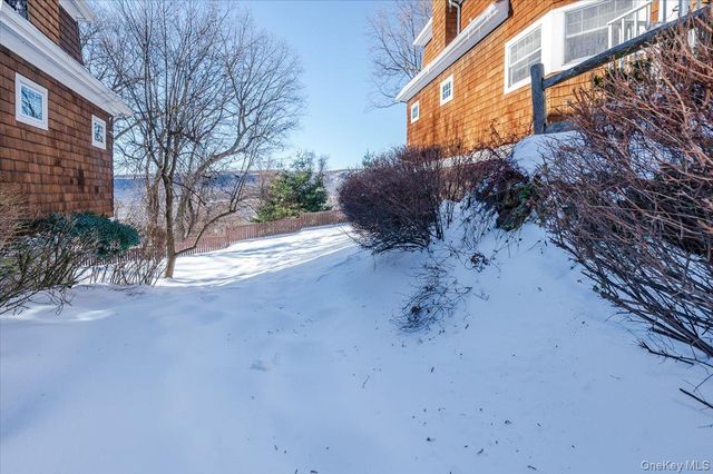 6 Riverpointe Road, Hastings-on-hudson, NY 10706