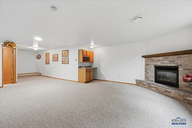 1809 BUCKBOARD CT, Spearfish, SD 57754