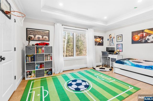52 Glenwood Avenue, Demarest, NJ 07627