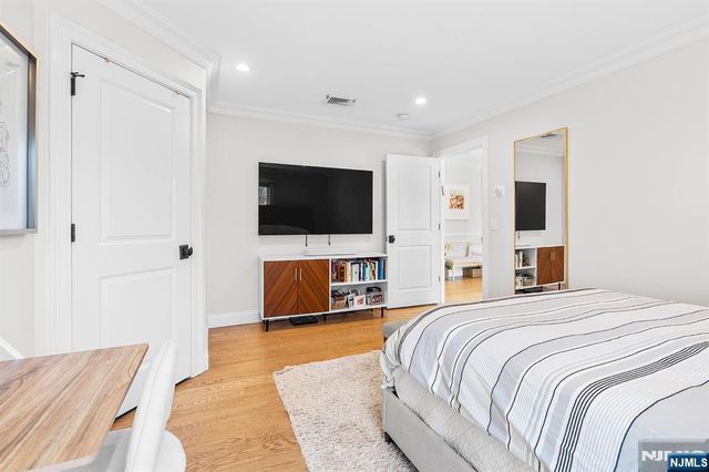 52 Glenwood Avenue, Demarest, NJ 07627