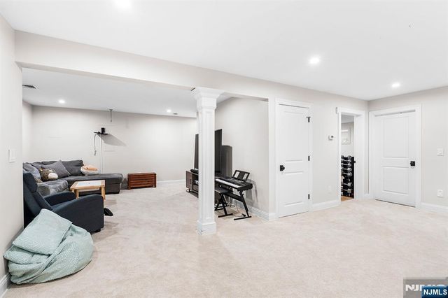 52 Glenwood Avenue, Demarest, NJ 07627