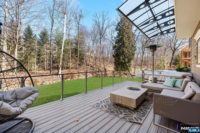 52 Glenwood Avenue, Demarest, NJ 07627