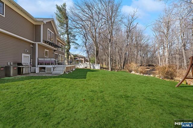 52 Glenwood Avenue, Demarest, NJ 07627