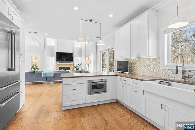 52 Glenwood Avenue, Demarest, NJ 07627