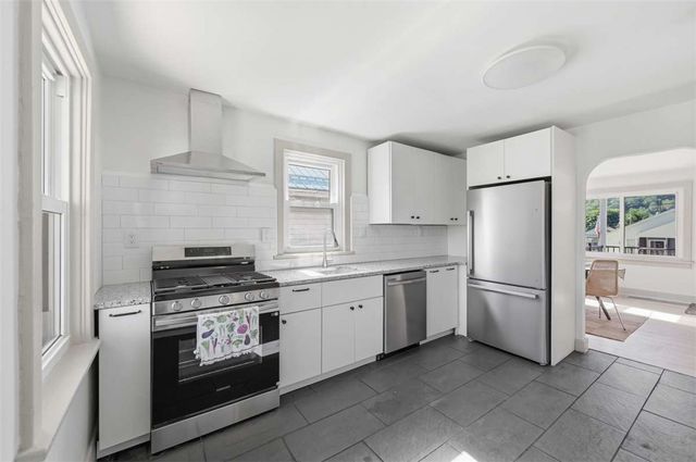 531 Grant St, Springdale Twp, PA 15144
