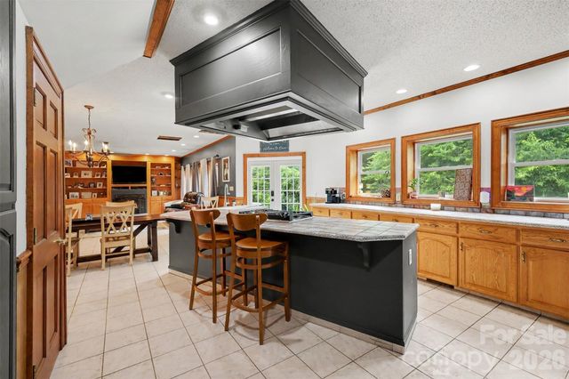 176 Eeb Lane, Statesville, NC 28625