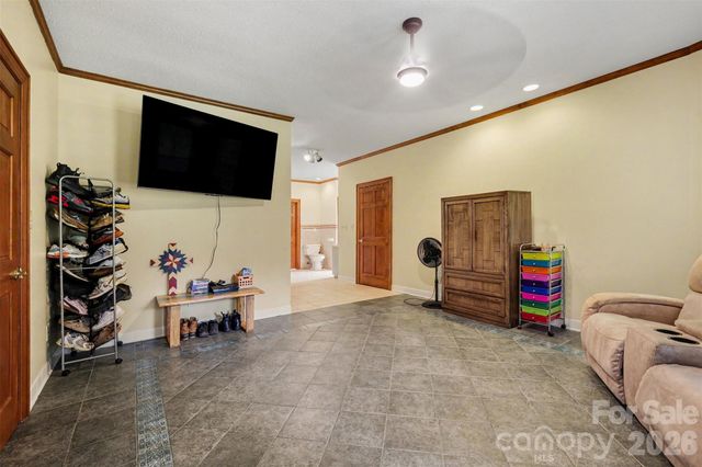 176 Eeb Lane, Statesville, NC 28625