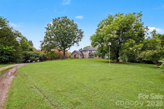 176 Eeb Lane, Statesville, NC 28625
