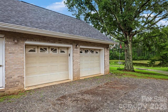 176 Eeb Lane, Statesville, NC 28625