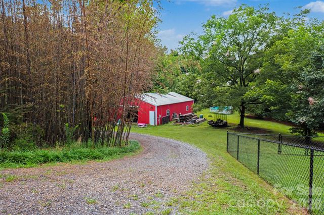 176 Eeb Lane, Statesville, NC 28625