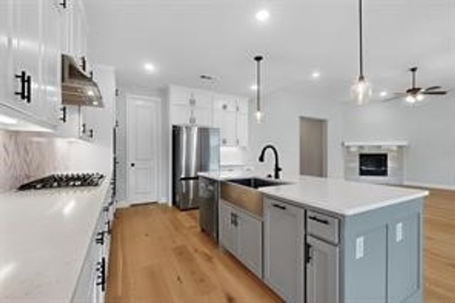 1525 Wild Indigo Drive, Mansfield, TX 76063