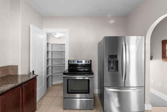 355 S Holyoke St, Wichita, KS 67218