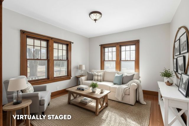 355 S Holyoke St, Wichita, KS 67218