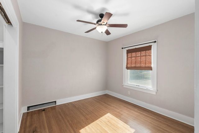 355 S Holyoke St, Wichita, KS 67218