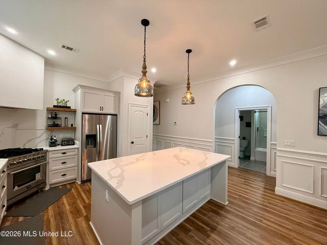 1023 Nancy Place, Gulfport, MS 39507