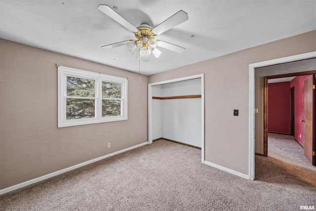 306 N STONE CHURCH Road, Peoria, IL 61604