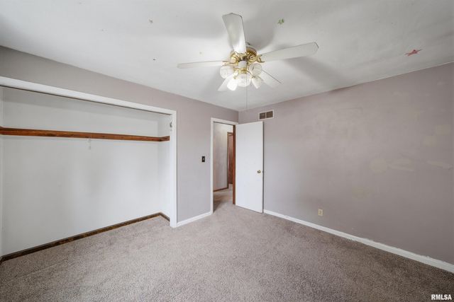 306 N STONE CHURCH Road, Peoria, IL 61604