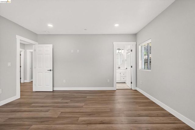 6105 Oakdale Ave, Oakland, CA 94605