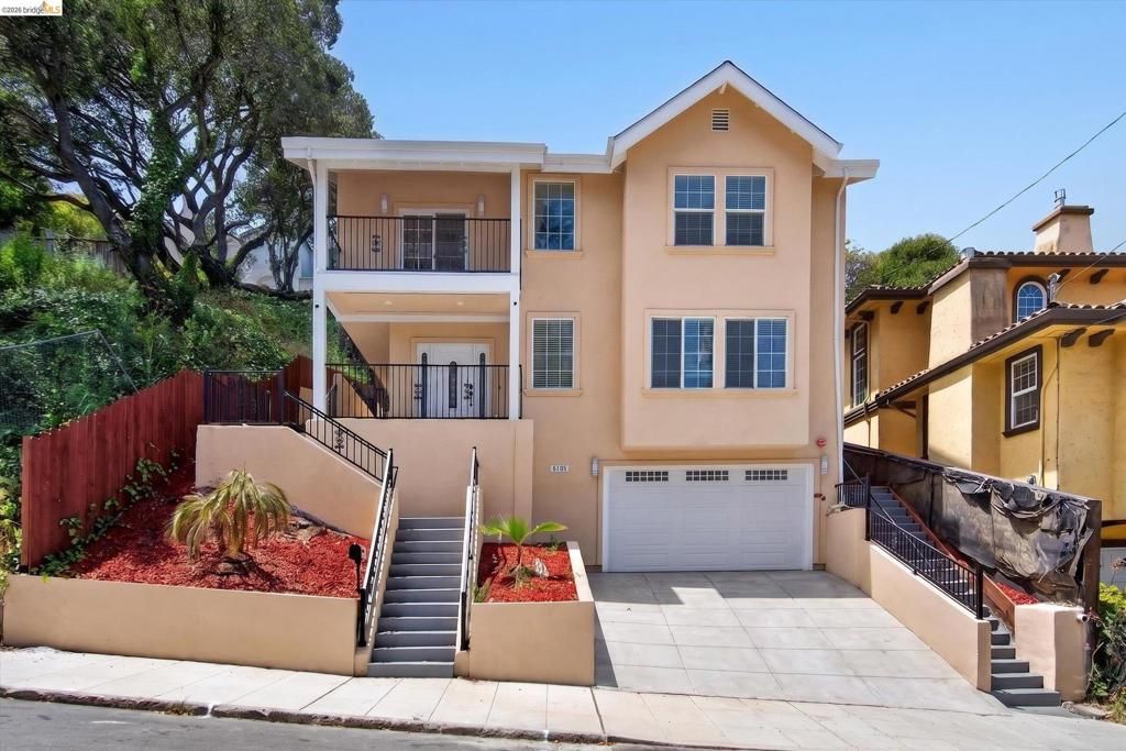 6105 Oakdale Ave, Oakland, CA 94605