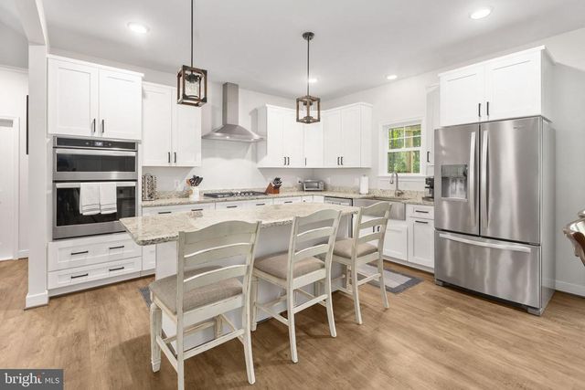 1098 LAKE FOREST DR, Mineral, VA 23117