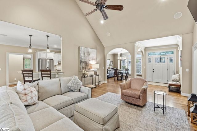 32 Arbor Glen Court, Taylors, SC 29687