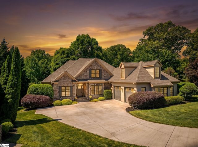 32 Arbor Glen Court, Taylors, SC 29687