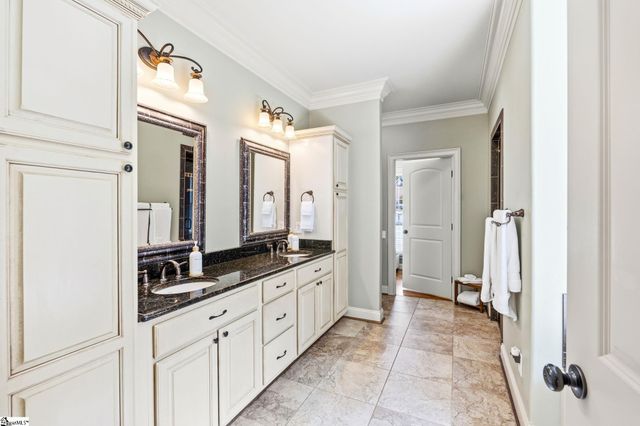 32 Arbor Glen Court, Taylors, SC 29687