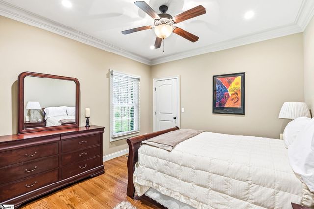 32 Arbor Glen Court, Taylors, SC 29687