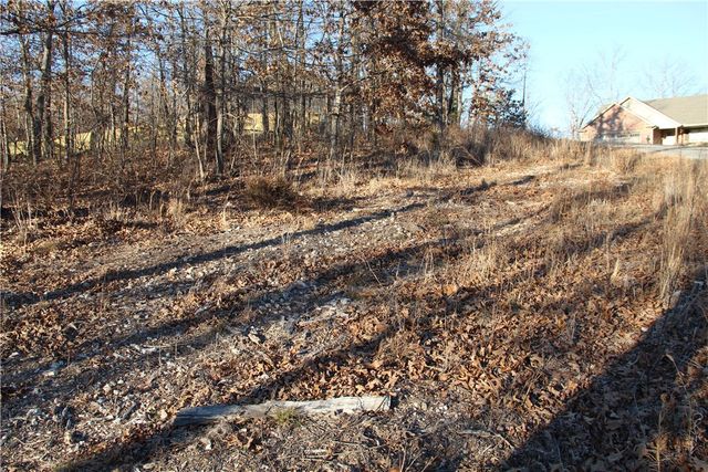 Lorn Lane, Bella Vista, AR 72715