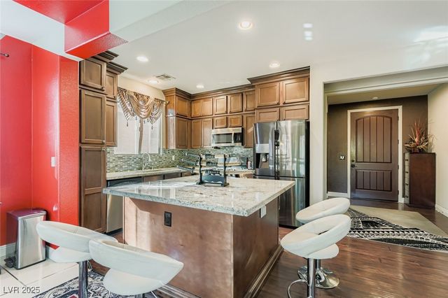 972 Via Canale Drive, Henderson, NV 89011