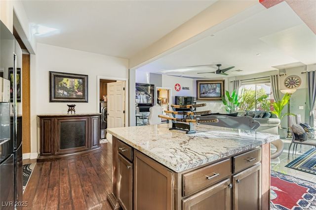 972 Via Canale Drive, Henderson, NV 89011