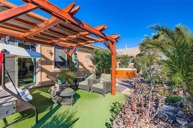 972 Via Canale Drive, Henderson, NV 89011