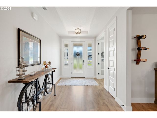 136 KLAZINA Ct, Woodland, WA 98674