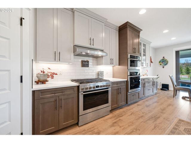 136 KLAZINA Ct, Woodland, WA 98674