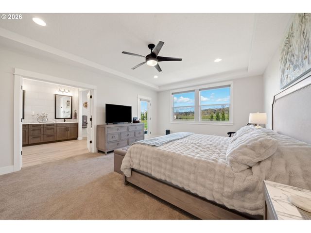 136 KLAZINA Ct, Woodland, WA 98674