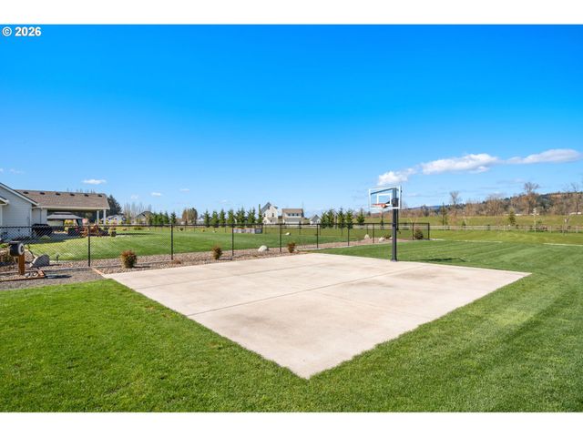 136 KLAZINA Ct, Woodland, WA 98674
