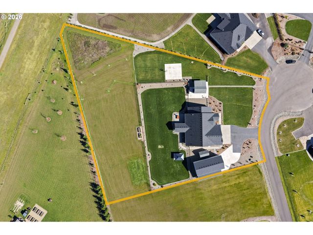 136 KLAZINA Ct, Woodland, WA 98674