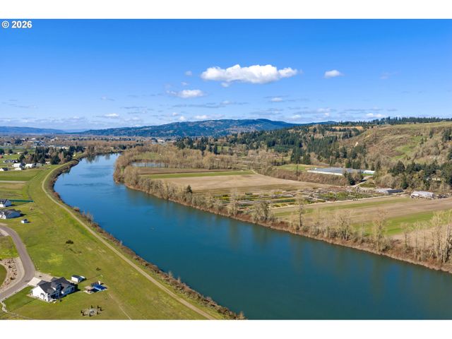 136 KLAZINA Ct, Woodland, WA 98674