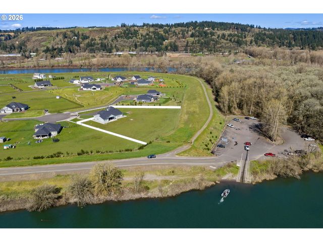 136 KLAZINA Ct, Woodland, WA 98674