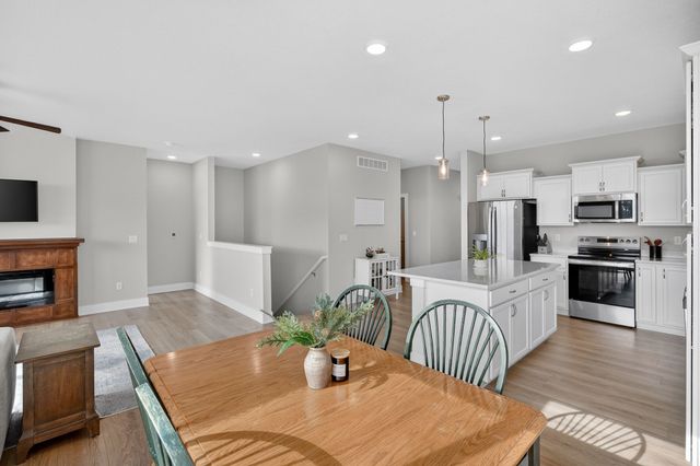 2710 22nd Street SW, Altoona, IA 50009