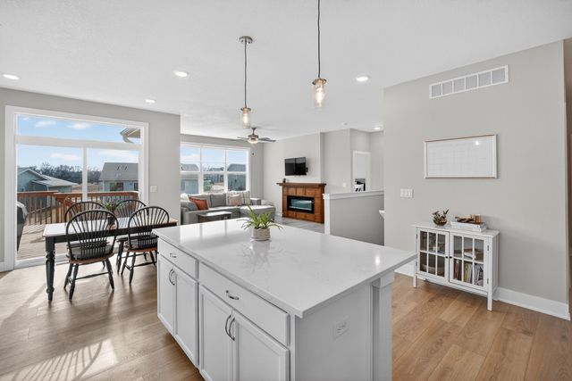 2710 22nd Street SW, Altoona, IA 50009