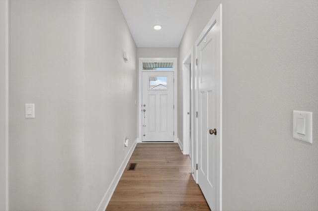 2710 22nd Street SW, Altoona, IA 50009