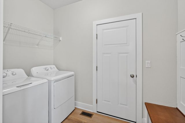 2710 22nd Street SW, Altoona, IA 50009