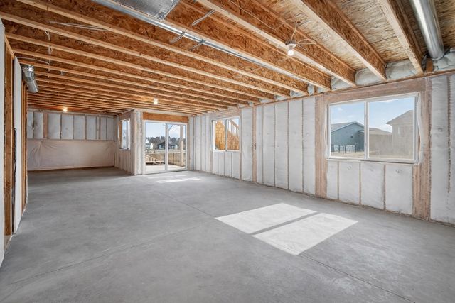 2710 22nd Street SW, Altoona, IA 50009