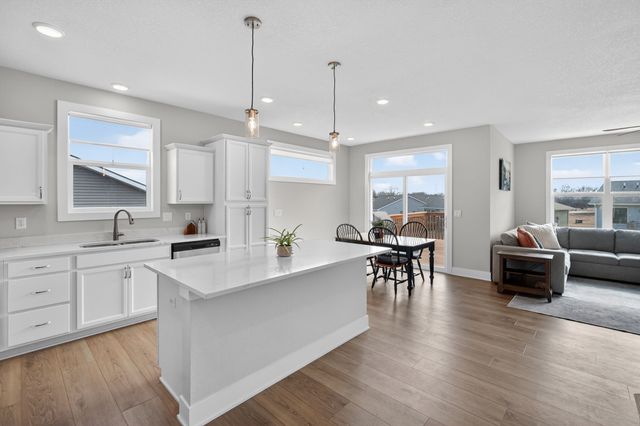 2710 22nd Street SW, Altoona, IA 50009