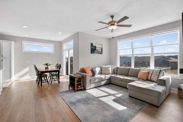 2710 22nd Street SW, Altoona, IA 50009