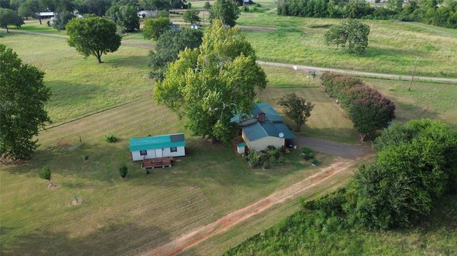 333 County Road 1710, Grapeland, TX 75844