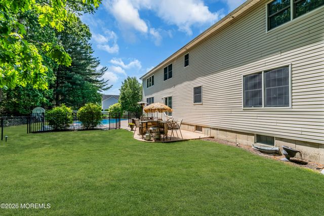 105 Mesa Verde Lane, Howell, NJ 07731