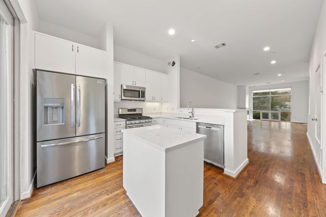 4060 Travis Street 12, Dallas, TX 75204